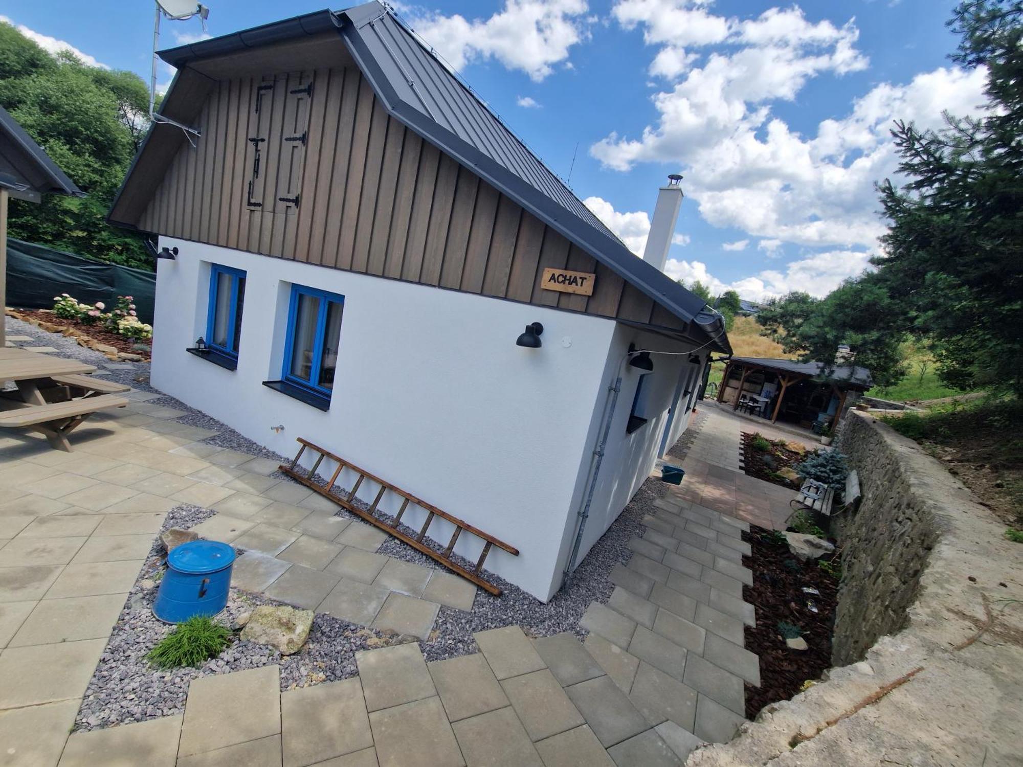 Chalupka Opal A Chalupa Achat Na Luke Lukahuta Chaletstiavnica Banska Stiavnica Na Samote - Samoobsluzny Pristup Cez Pin-Kod Nonstop Zewnętrze zdjęcie